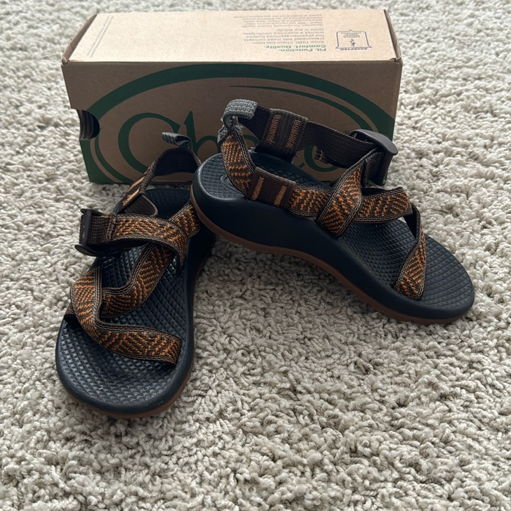 Kids Chaco sandals worn once!